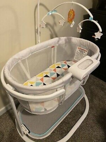 fisher price soothing bassinet
